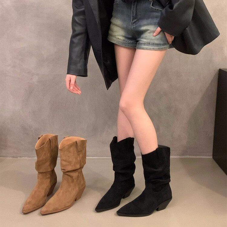 绒面尖头粗跟堆堆靴女新款中筒靴