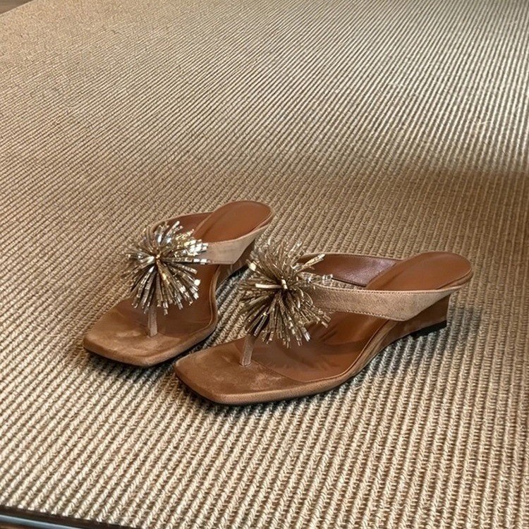 法式烟花水钻人字凉拖鞋女夏外穿