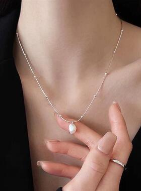 极简风巴洛克珍珠吊坠项链女款气质高级感百搭锁骨链时尚轻奢颈链