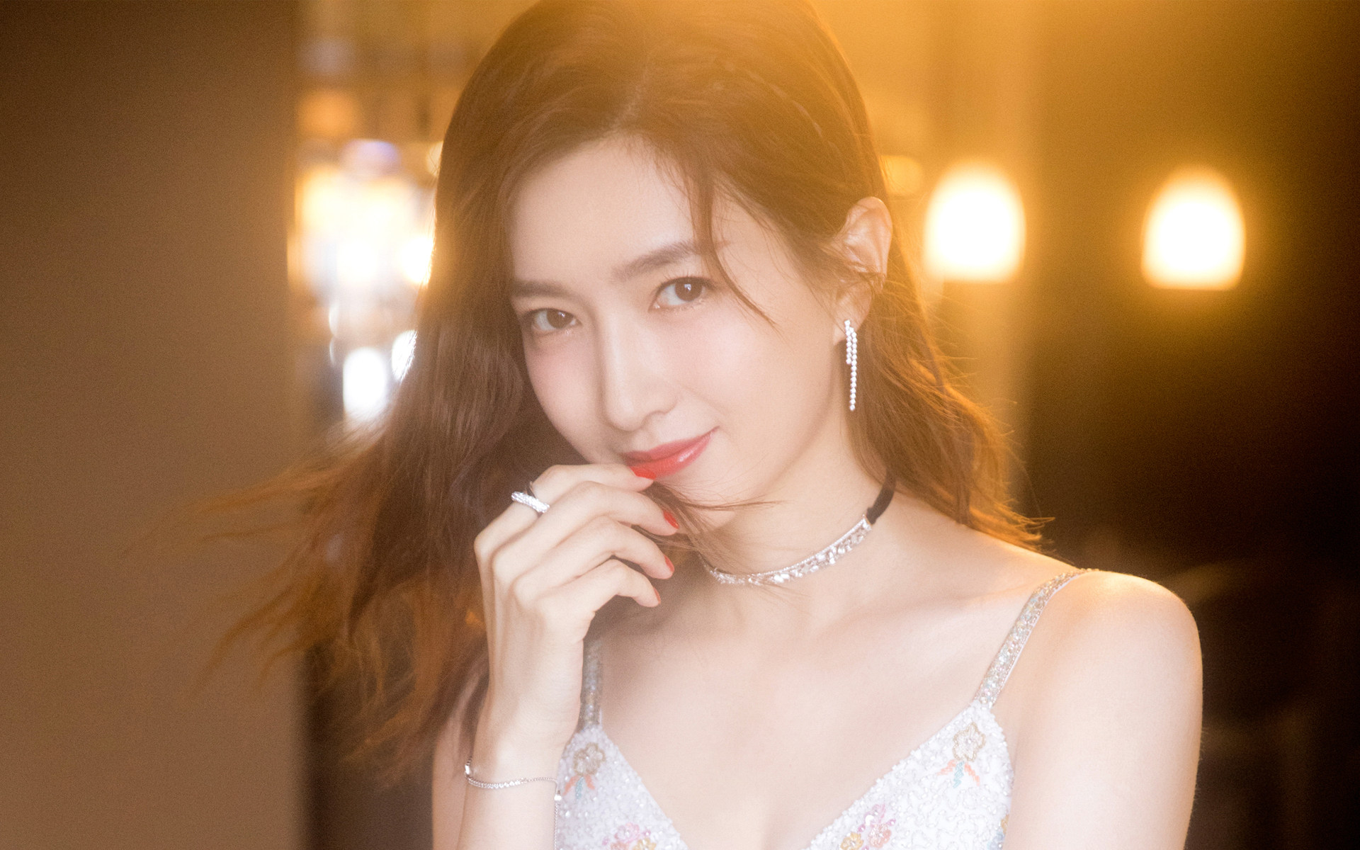 江疏影高颜值高演技气质都市女神照片写真一仆二主恋爱先生!