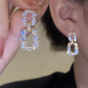 银针满钻方形几何耳环女精致奢华时尚耳饰气质网红爆款耳钉高级感