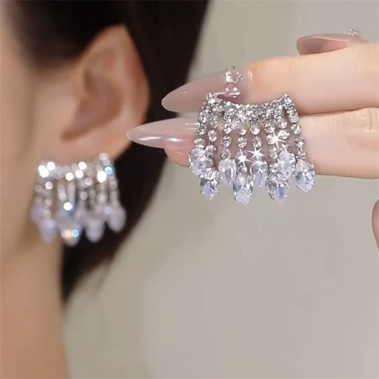 纯银针水滴瀑布锆石流苏耳环简约百搭轻奢精致耳钉高级感满钻耳饰