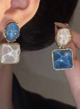 高级感不对称耳钉蓝色几何方形耳环女小众气质设计感复古耳饰银针