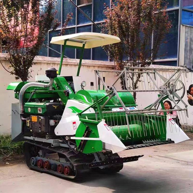 小型稻麦联合收割机丘陵水旱两用履带式小麦水稻黄豆联合收割机