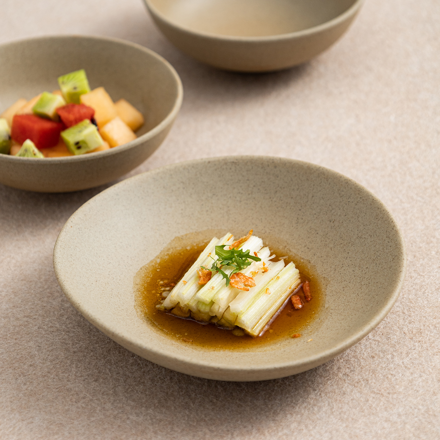 陶瓷日式高温陶土不规则盘子甜品前菜碟小吃碟子味碟饭碗圆碗汤碗