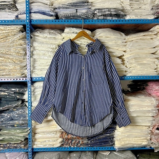 蓝色细条纹衬衫女春秋季叠穿内搭百搭设计感小众宽松长袖衬衣上衣