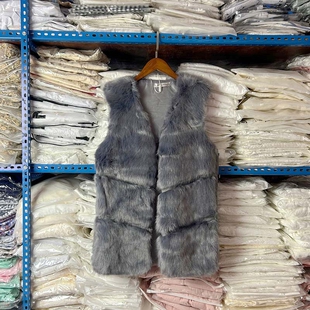 环保毛皮草无袖马甲外套女冬季叠穿保暖坎肩背心时尚马夹上衣女