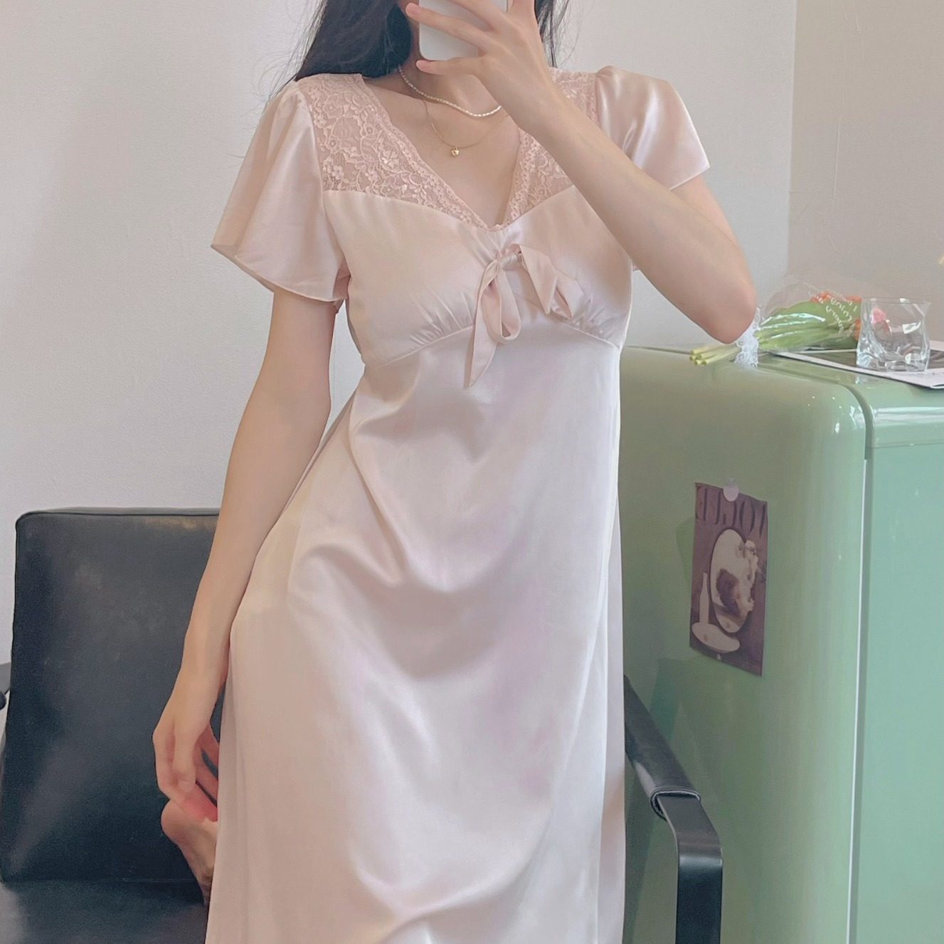 YASE【夜信】性感冰丝睡衣女2025新款蕾丝纯欲长款睡裙夏款带胸垫,女士内衣/男士内衣/家居服,睡袍/浴袍,淘宝优惠券,粉丝福利购,淘宝优惠卷