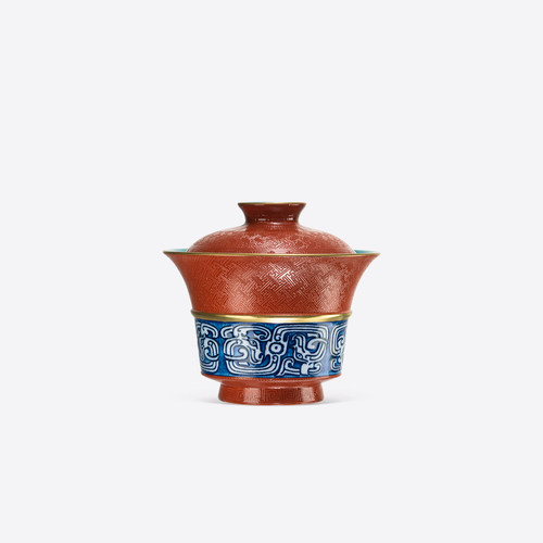 景德镇手工扒花青花饕餮盖碗