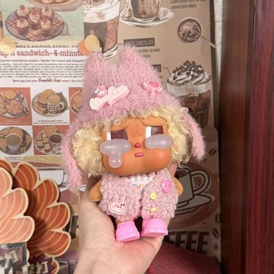 哭娃CRYBABYvacation系列搪胶毛绒吊卡甜在一起娃衣crybaby衣服