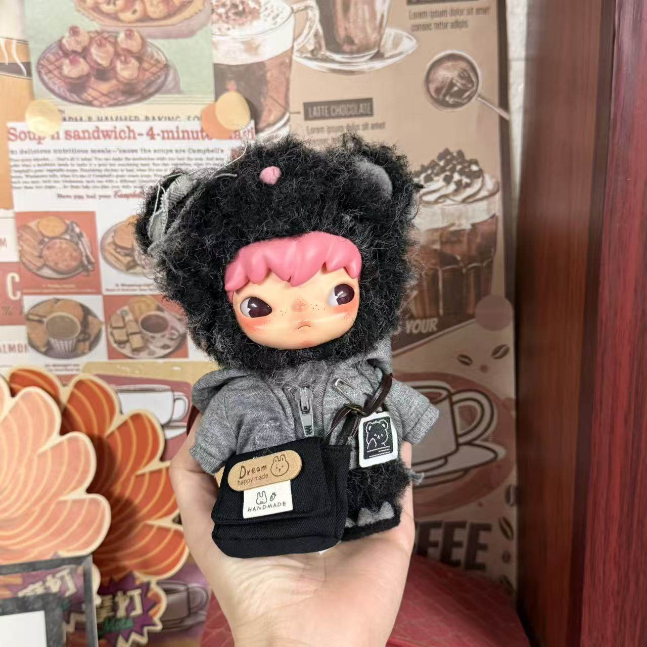 泡泡玛特小野公路日志系列搪胶毛绒公仔Hirono17cm娃衣卫衣娃衣,模玩/动漫/周边/娃圈三坑/桌游,棉花娃娃/毛绒玩具娃衣,淘宝优惠券,粉丝福利购,淘宝优惠卷