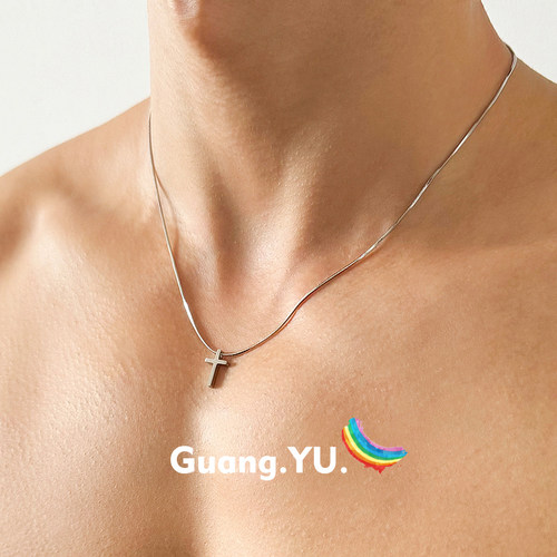 GuangYu简约迷你十字架项链百搭