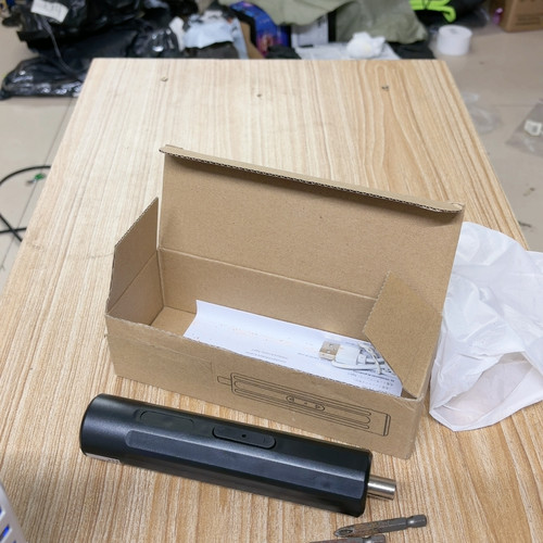 电动螺丝刀