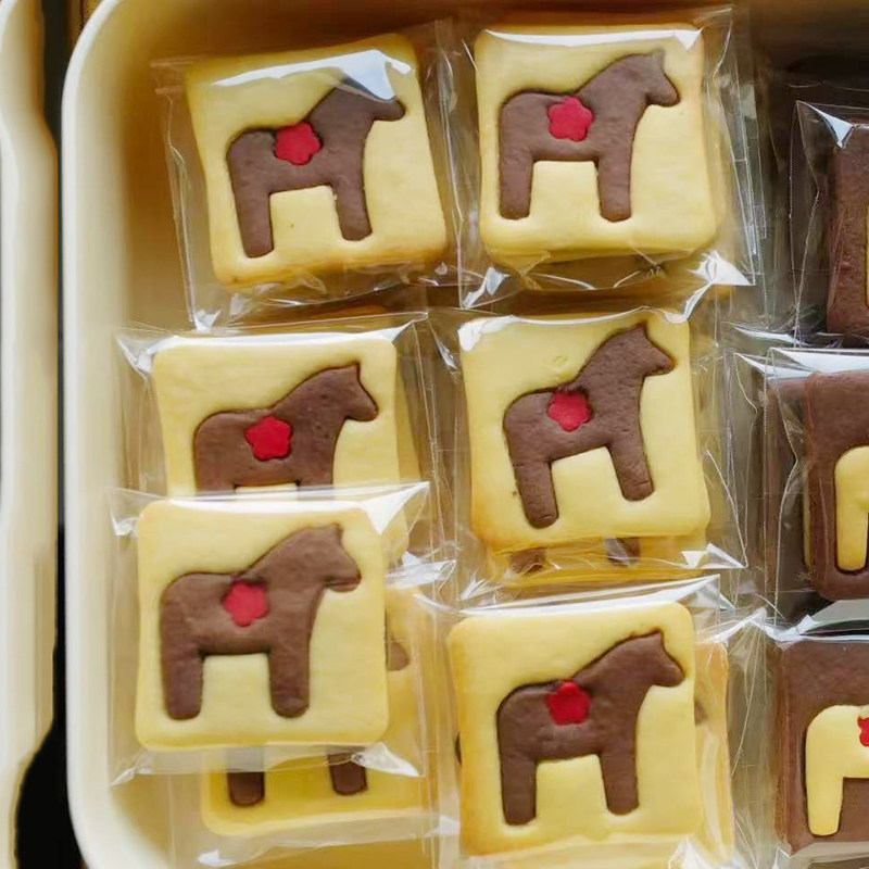 新年ins风马上有钱花饼干模具方型小马红花3d立体按压式烘焙工具