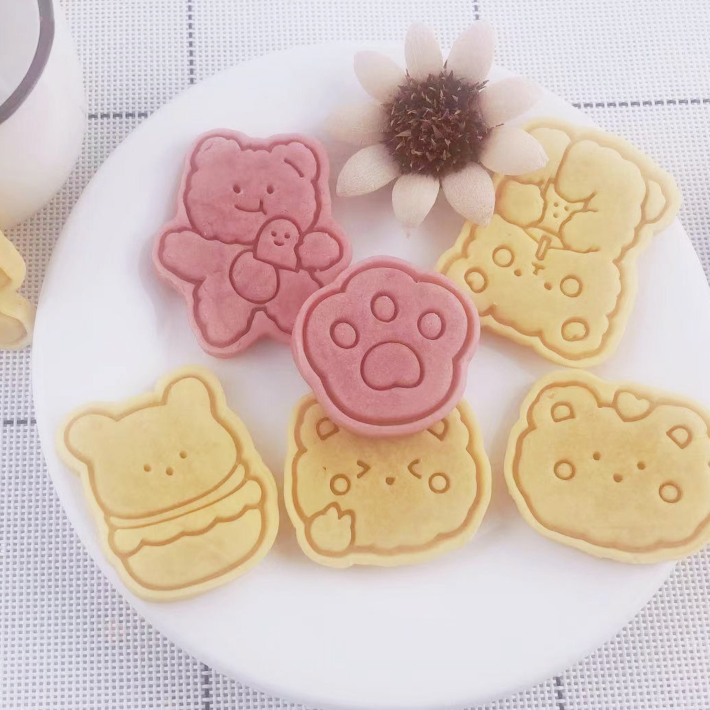 小熊饼干模具可爱抱抱熊卡通饼干模具烘焙家用烘焙3d按压式曲奇磨