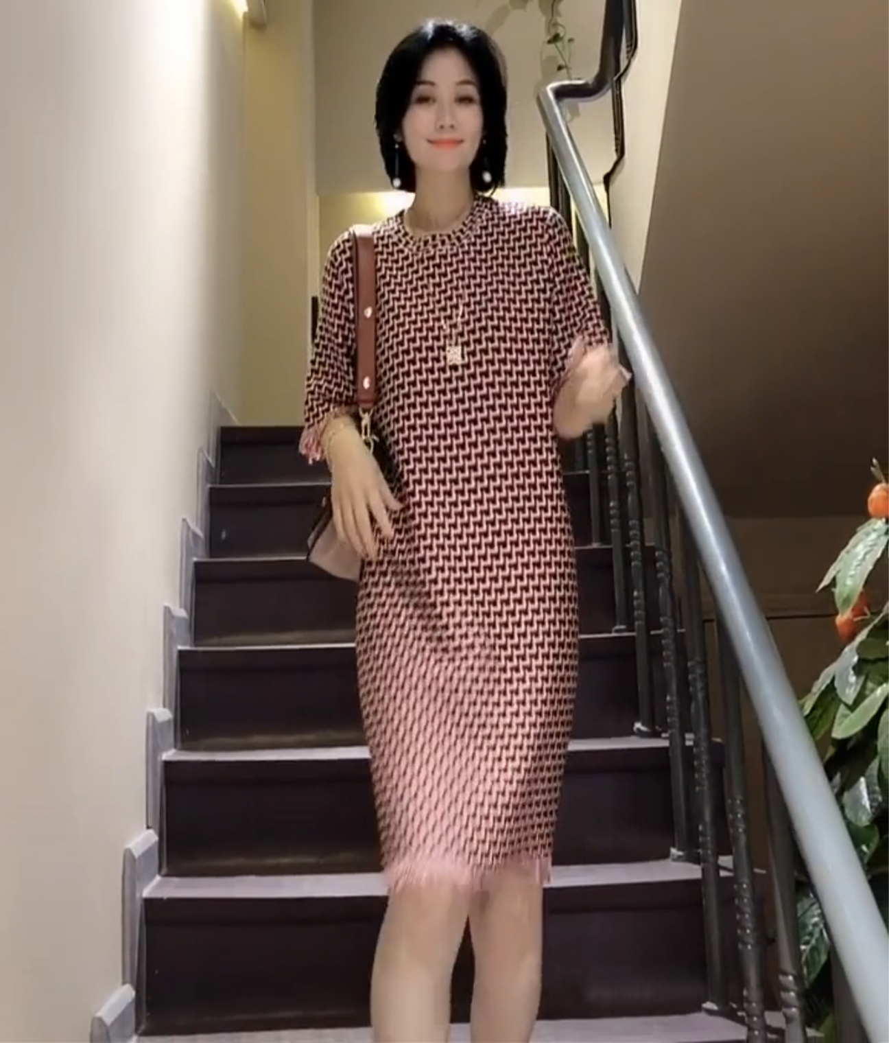 针织流苏千鸟格连衣裙