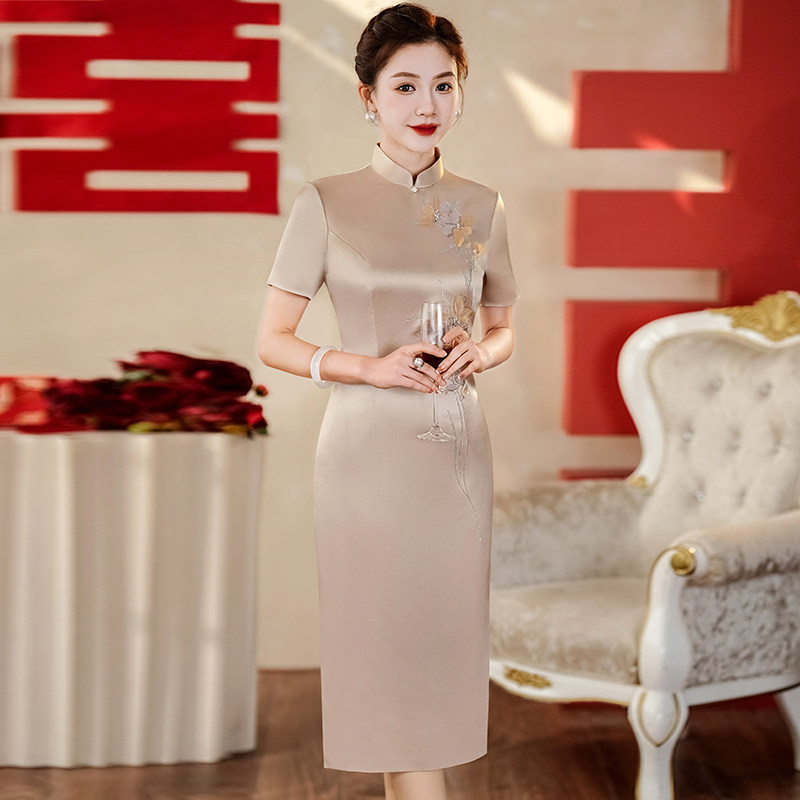 喜婆婆婚礼醋酸旗袍高贵年轻款