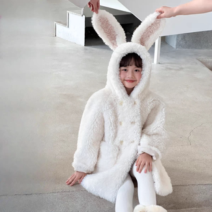 儿童羊羔毛皮草外套可爱兔子毛绒连帽大衣女童冬季仿皮草新款加厚