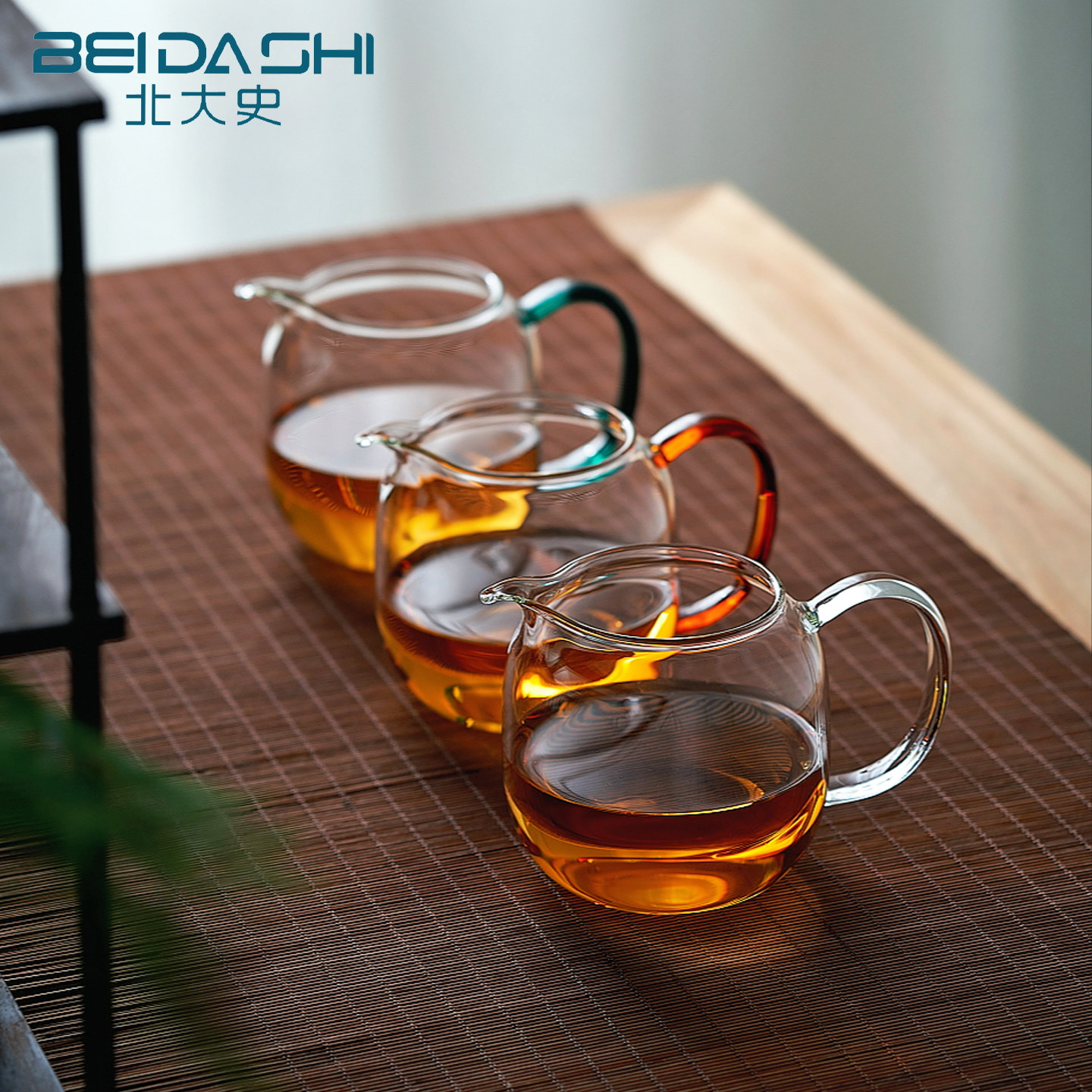 北大史玻璃分茶器公杯手工吹制图片
