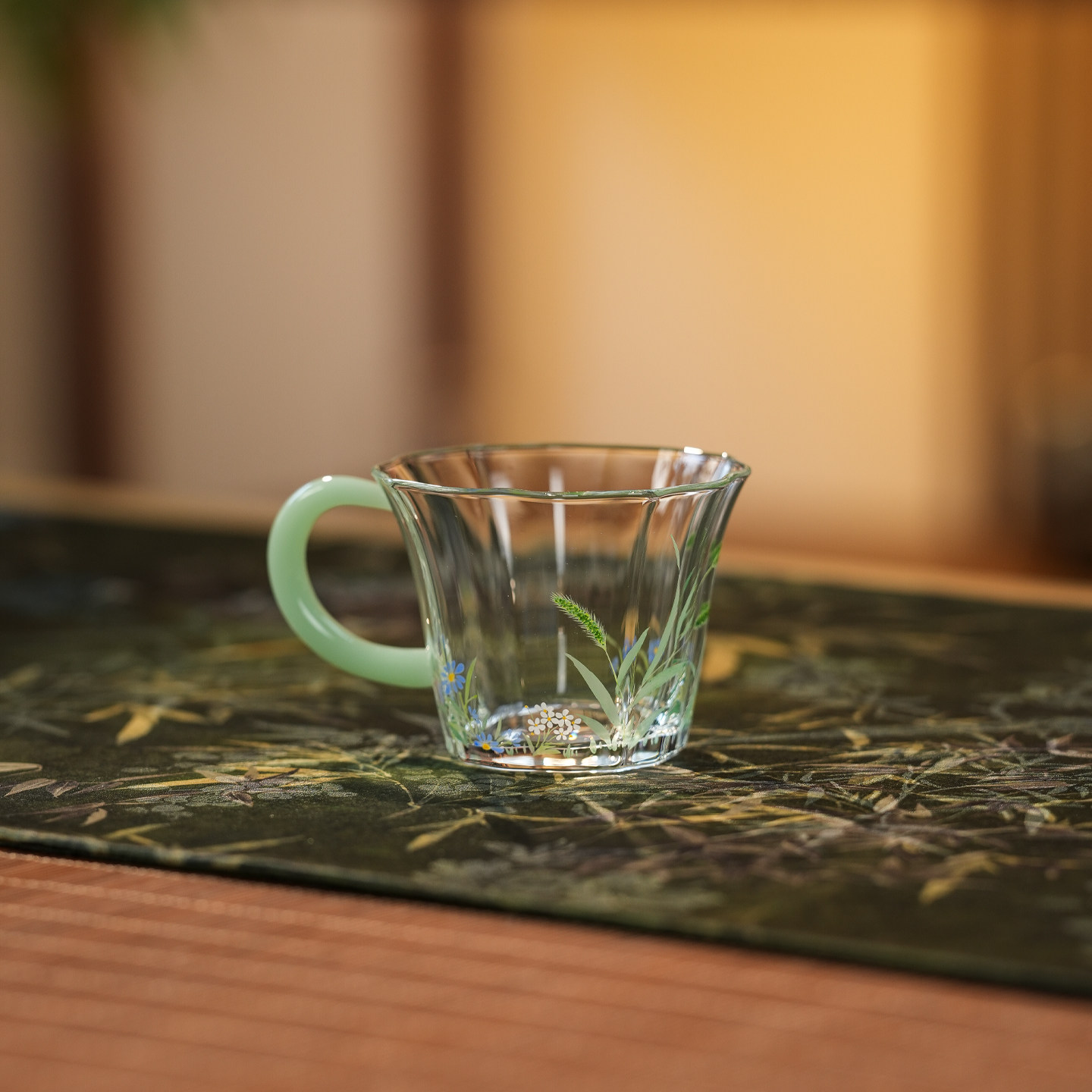 新款手绘玻璃主人杯精致茶杯