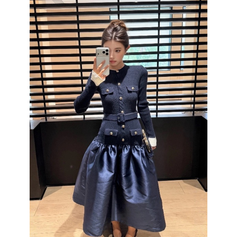 气质千金风藏蓝色针织拼接收腰连衣裙女秋季高级感时尚绝美礼服裙