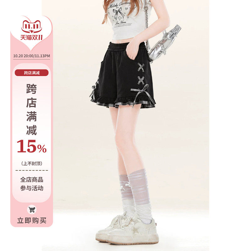 自然涩少女黑色休闲运动短裤女士夏季新款格纹拼接宽松显瘦热裤子