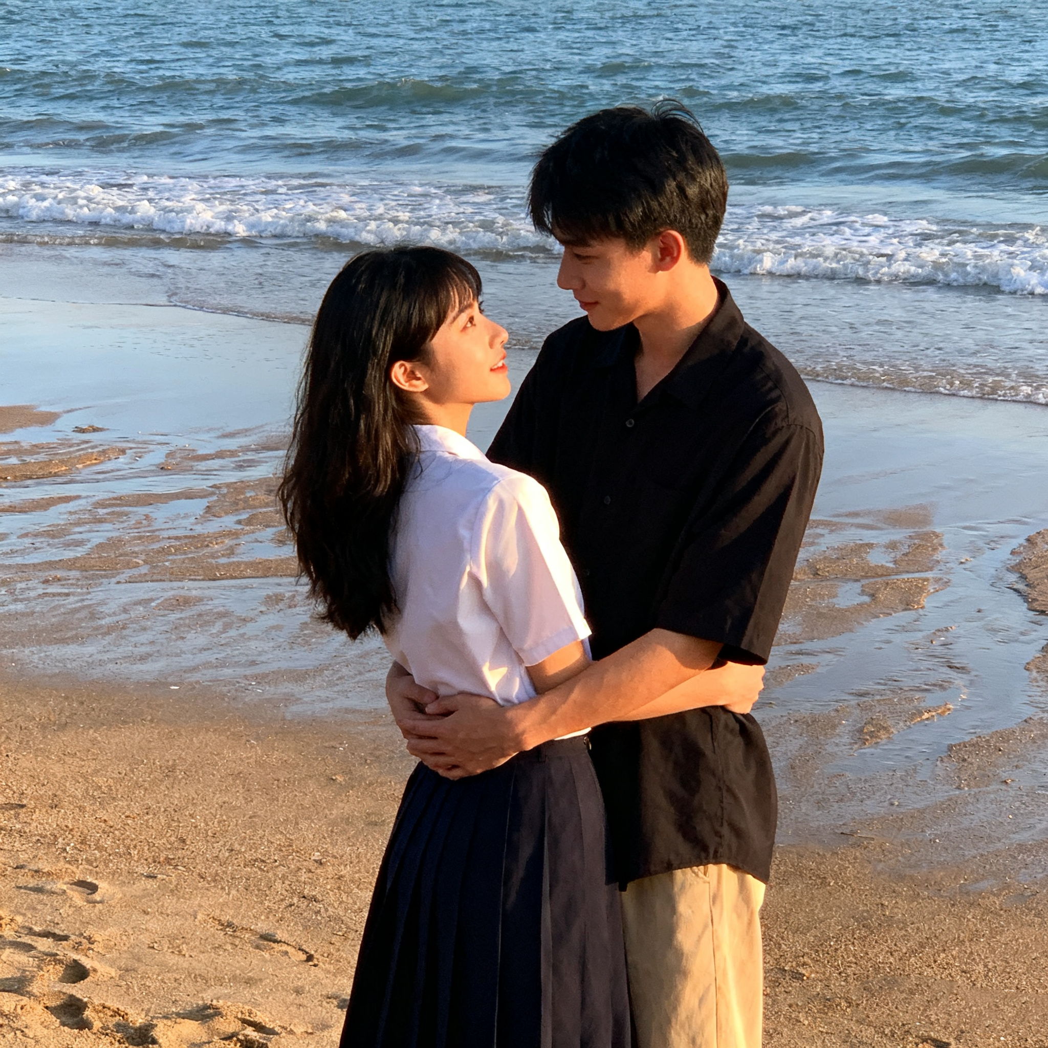 底片全送，多拍多送 照片全部调色简修+送精修 三年以上资深首席摄影师 不限制服装套数