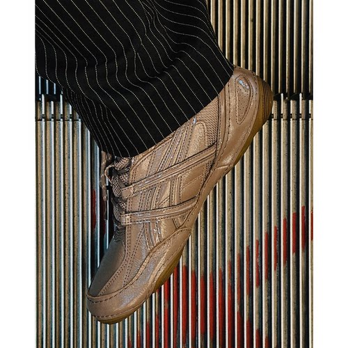 Asics亚瑟士薄底轻便运动休闲鞋