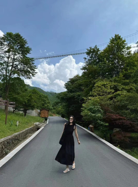 NEMO大美 【定制】 背心式黑色无袖连衣裙高级感收腰长款小黑裙女