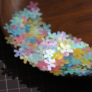 法式刺绣材料 磨砂炫彩10mm小花亮片进口珠片高定婚纱服装饰配件