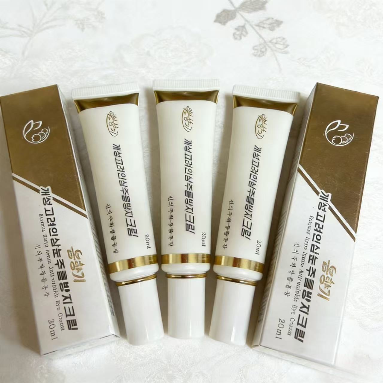 朝鲜化妆品朝鲜族护肤品春香人参防皱纹眼霜正品金刚山朝美姬