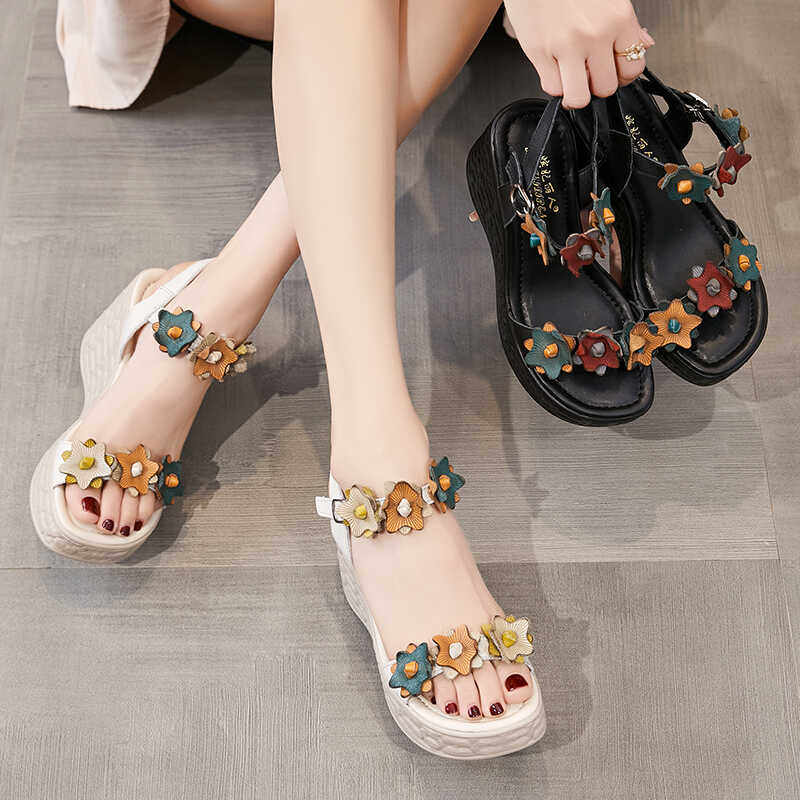 夏季真皮厚底时尚坡跟凉鞋女花朵波西米亚露趾高跟凉鞋复古妈妈鞋