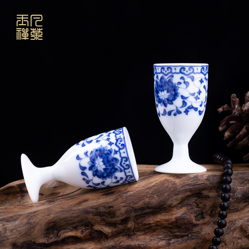 青花瓷白酒杯一口杯景德镇