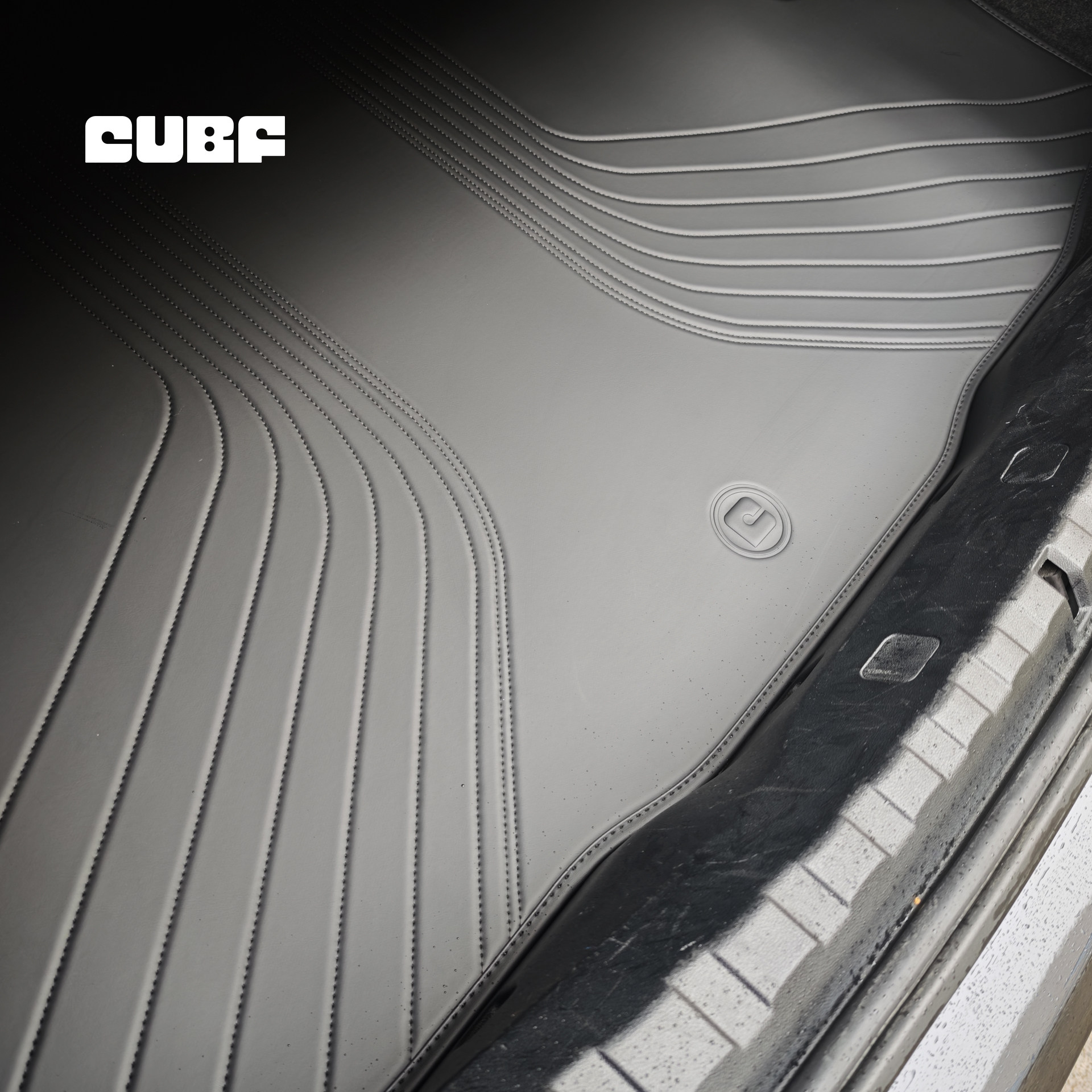 适用宝马新2345678系iX1X2X3X5X6原厂款皮革后备箱垫专用尾箱衬垫