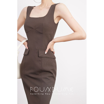 U领无袖收腰包臀连衣裙