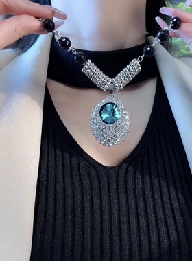 轻奢水滴绿色长款毛衣链闪钻项链