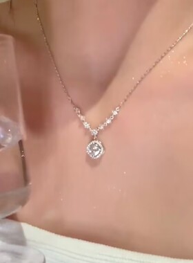 精致方糖锁骨链女款小众设计简约
