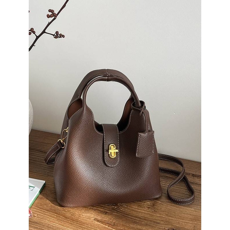 专柜品牌时尚女士手提包小拎包2025新款复古简约水桶包百搭单肩斜,箱包皮具/热销女包/男包,水桶包,淘宝优惠券,粉丝福利购,淘宝优惠卷