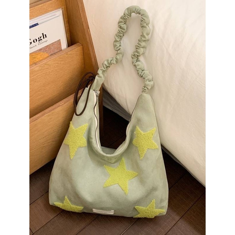 专柜品牌韩系小众星星刺绣斜挎包大容量麂皮绒单肩包小清新秋冬百,箱包皮具/热销女包/男包,时尚帆布包,淘宝优惠券,粉丝福利购,淘宝优惠卷