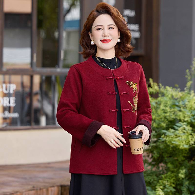 专柜品牌妈妈秋冬新款双面呢婚宴正装外套中老年女装洋气减龄高档