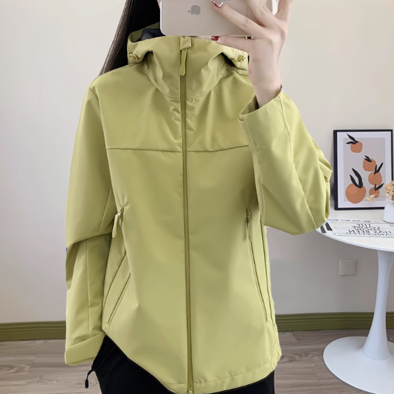 山系防风防水春秋季男女款冲锋衣