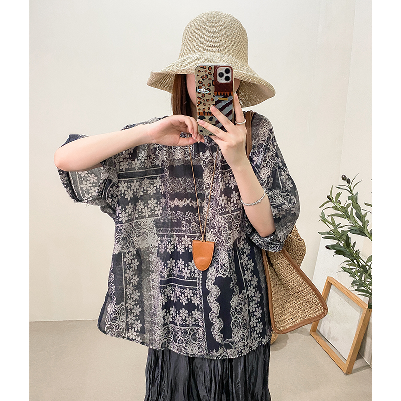 定染花型日系原宿风麻丝T