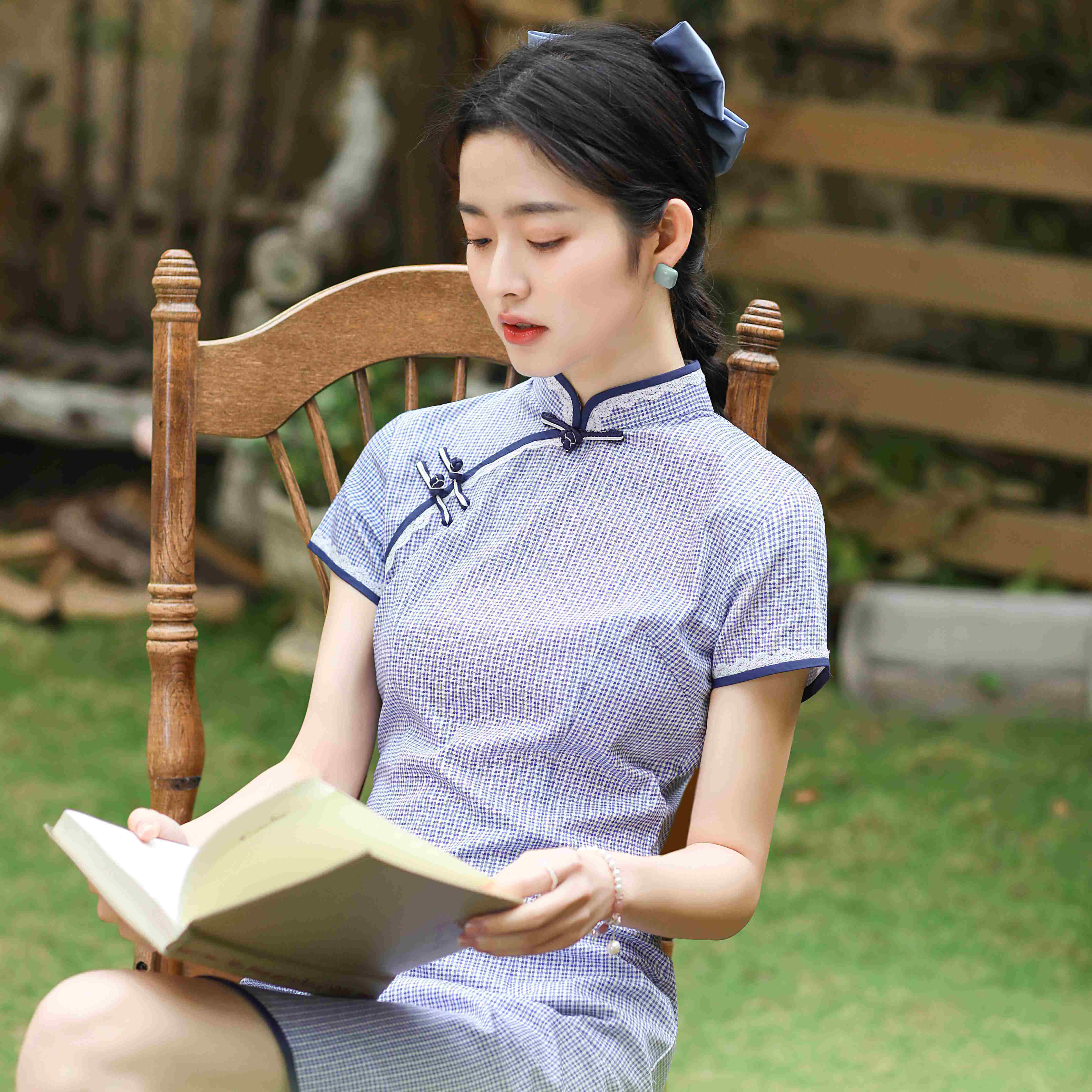 格子棉麻微弹花边文艺风学生旗袍