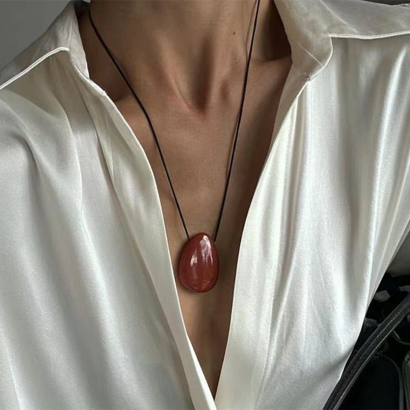 博主爱心吊坠项链女甜酷辣妹风毛衣链抽绳可调节颈链配饰26年新款