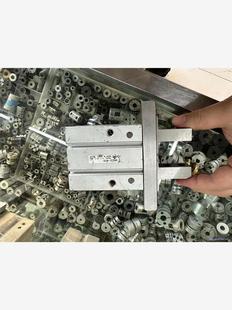 SMCSMC夾爪氣缸 40D2 MHZ2 4議價商品 型號MHZ2