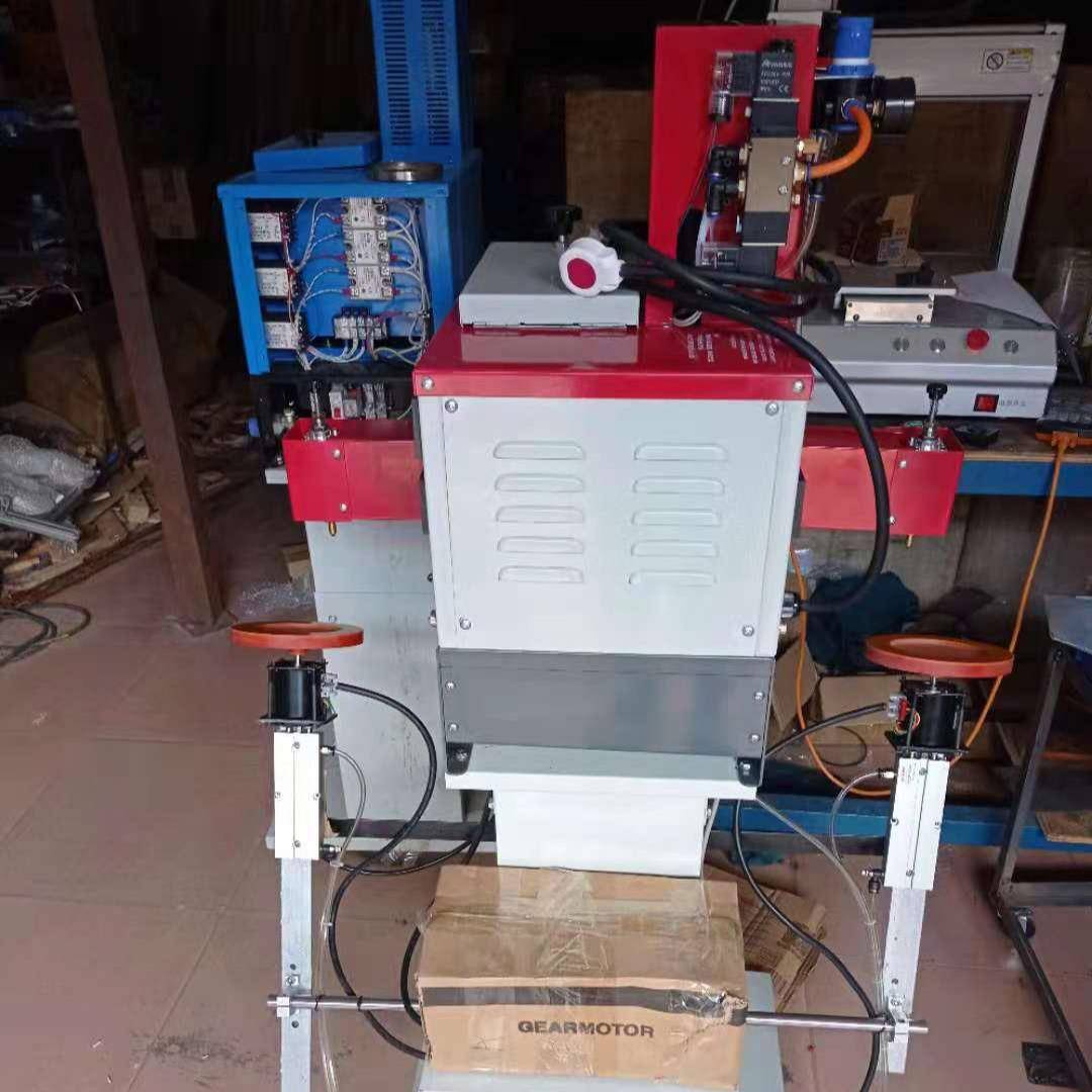 热熔胶机滤清器喷胶机瓶盖自动喷胶机双头喷胶机滤芯盖点胶机