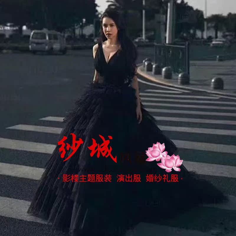 黑色婚纱暗黑系女新娘拖尾新娘同款礼服黑天鹅长款摄影写真|ruв категории Женская одежда, Cвадебные платья, свадебное платье - от Buy2taobao.com для оказания профессиональной услуги покупки агента Taobao