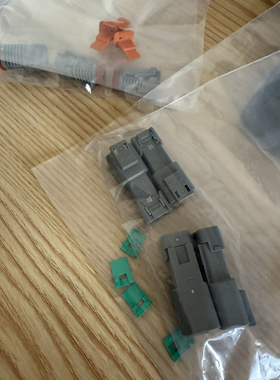 132066-2200 132066-2100 ITT CANNON 连接器 接插件