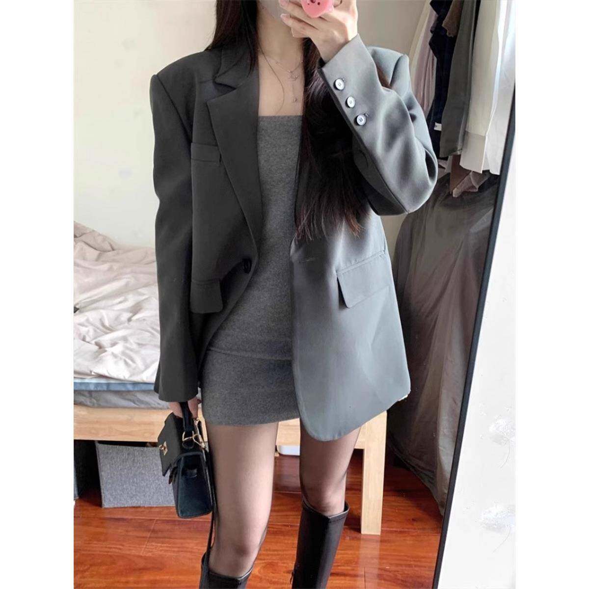 灰色西装女春秋薄款2025新款时尚设计感韩版休闲宽松通勤西服外套