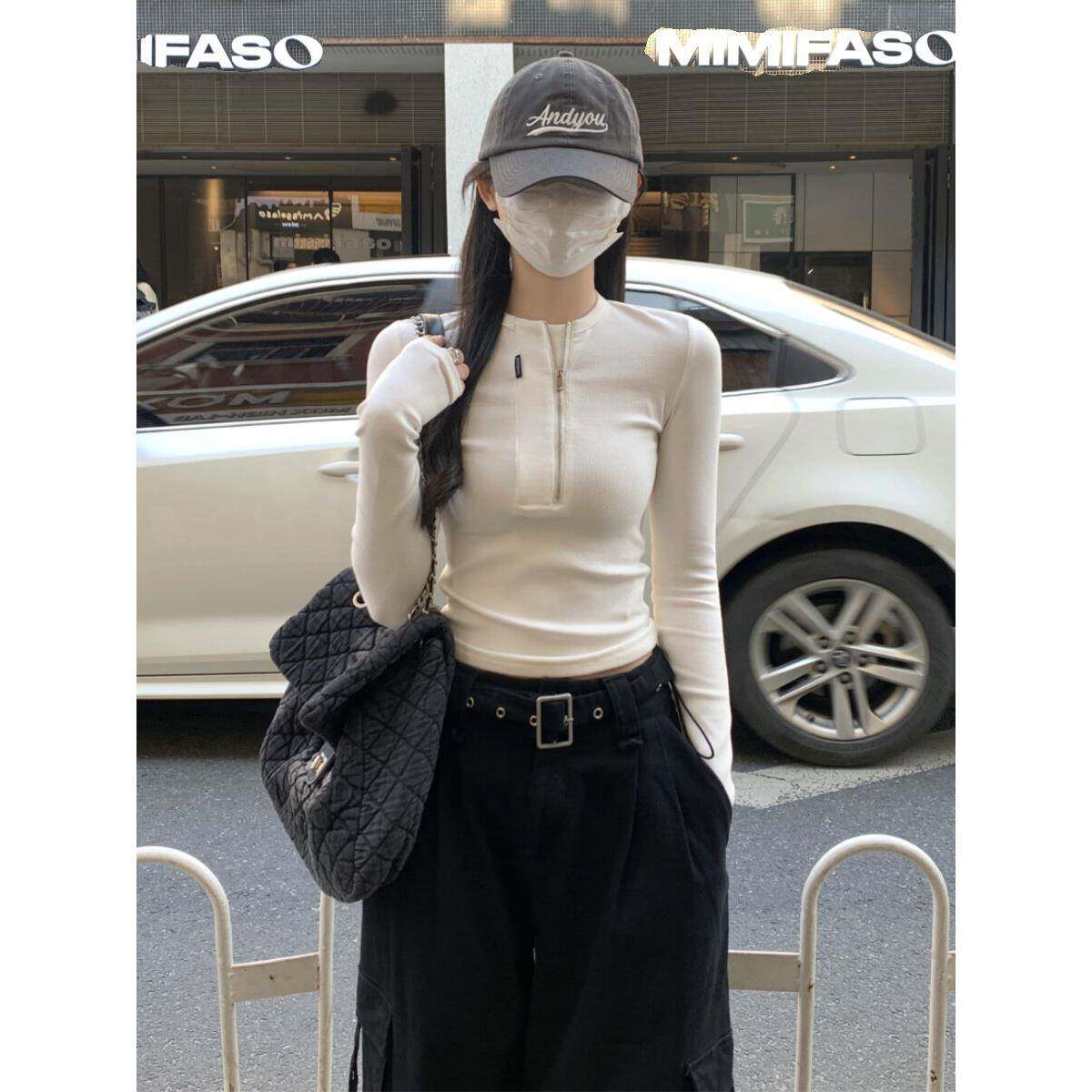 长袖T恤女春秋2025年新款设计感甜辣修身显瘦高级感时尚圆领上衣